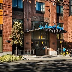 Staypineapple, The Maxwell Hotel, Seattle Center Seattle